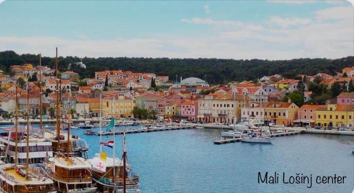 Beautiful View Apartment With Garage Space Mali Lošinj Esterno foto